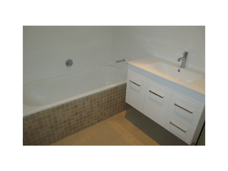 52 Benalla Street, Crace ACT 2911