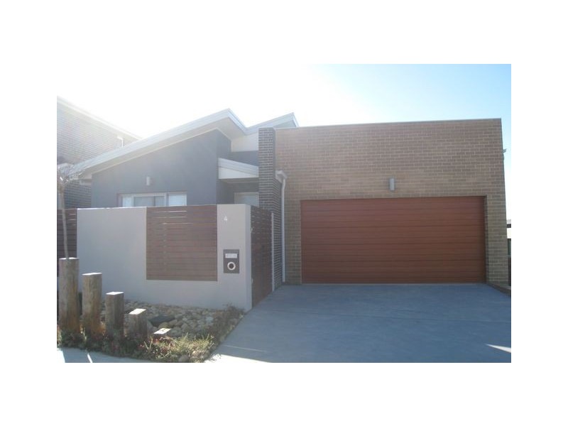 48 Loma Ruddock Street, Forde ACT 2914