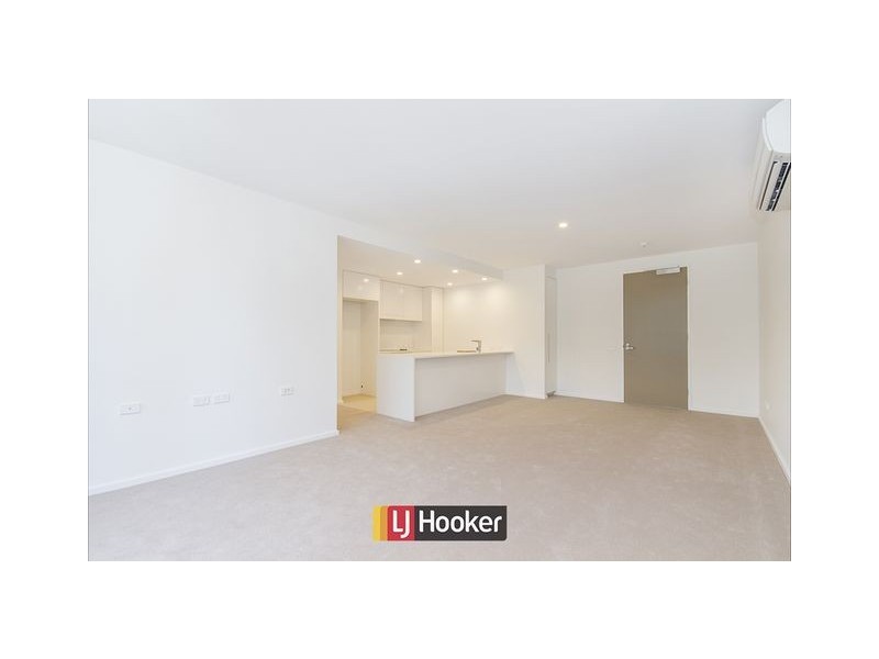 205/50 ‘Quayside’ Eastlake Parade, Kingston ACT 2604