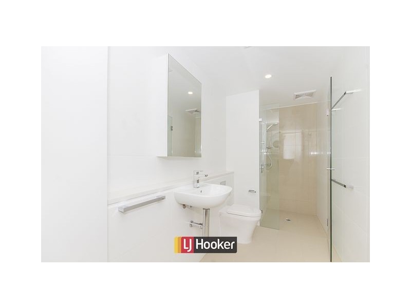 205/50 ‘Quayside’ Eastlake Parade, Kingston ACT 2604