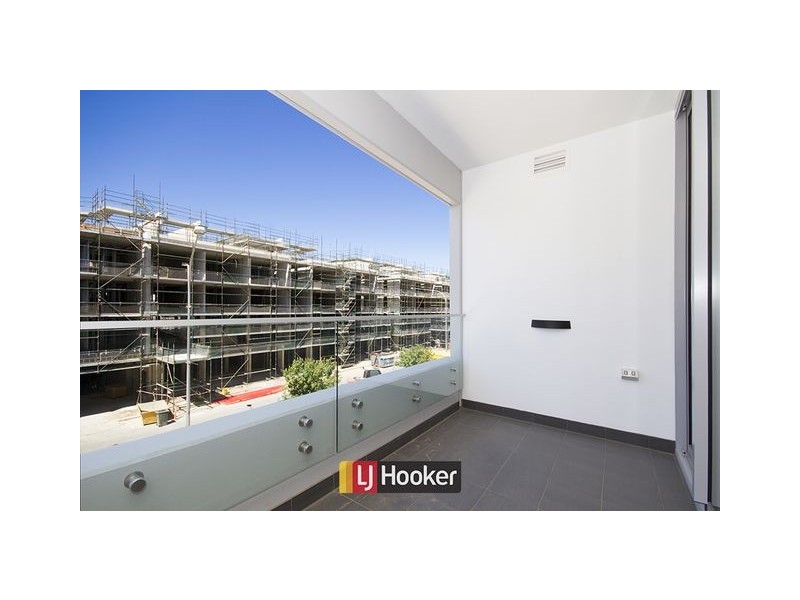 205/50 ‘Quayside’ Eastlake Parade, Kingston ACT 2604
