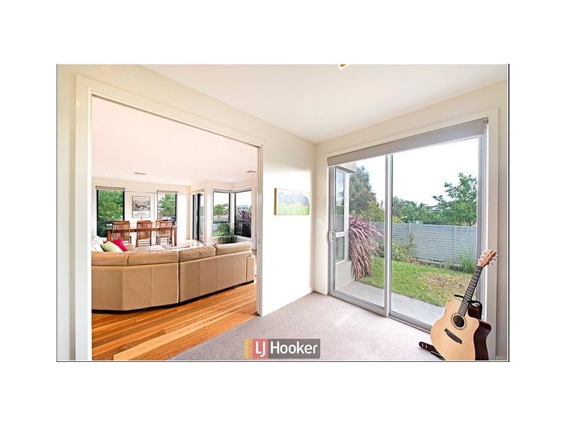 15 Whitington Street, Franklin ACT 2913