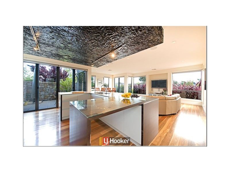 15 Whitington Street, Franklin ACT 2913