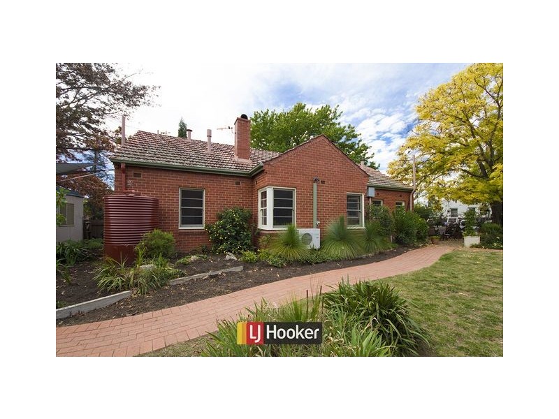 2 Meehan Gardens, Griffith ACT 2603