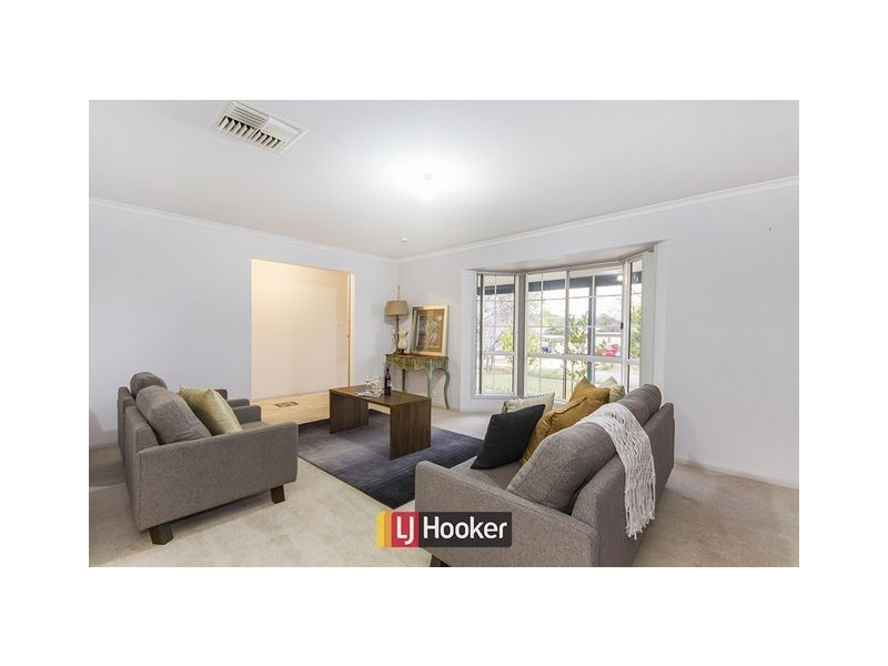 10 Lienhop Street, Theodore ACT 2905