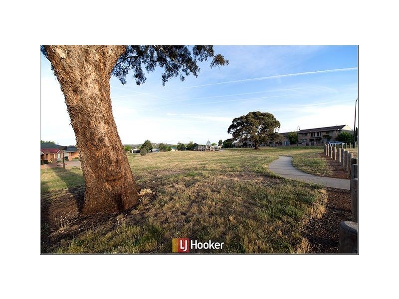 25 Eva West Street, Gungahlin ACT 2912