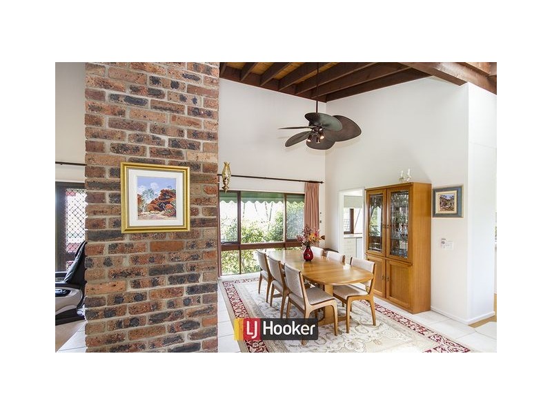 14 Molineaux Place, Farrer ACT 2607
