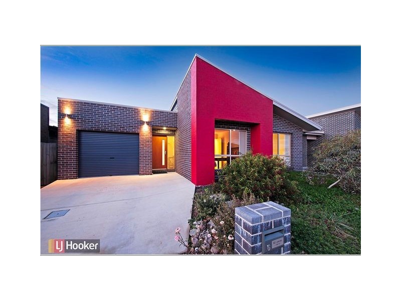 6 Marie Pitt Street, Franklin ACT 2913