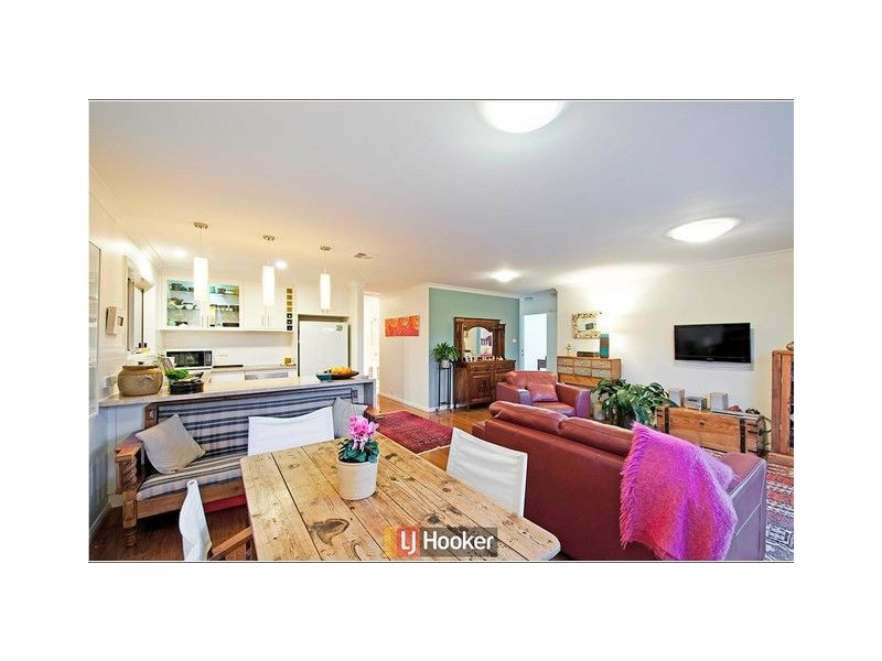 6 Marie Pitt Street, Franklin ACT 2913