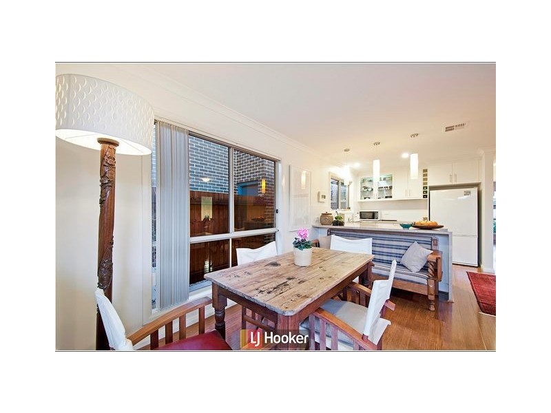 6 Marie Pitt Street, Franklin ACT 2913