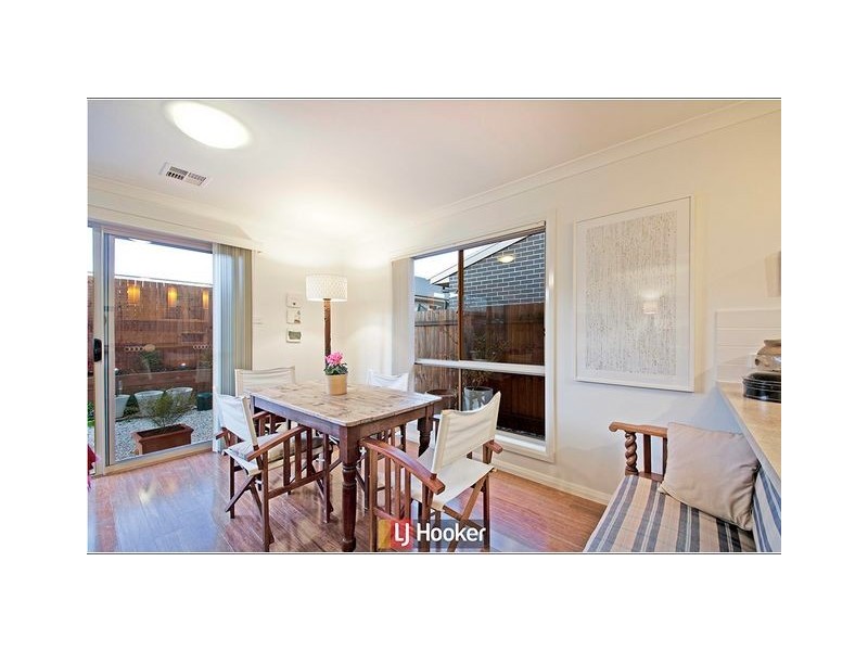 6 Marie Pitt Street, Franklin ACT 2913
