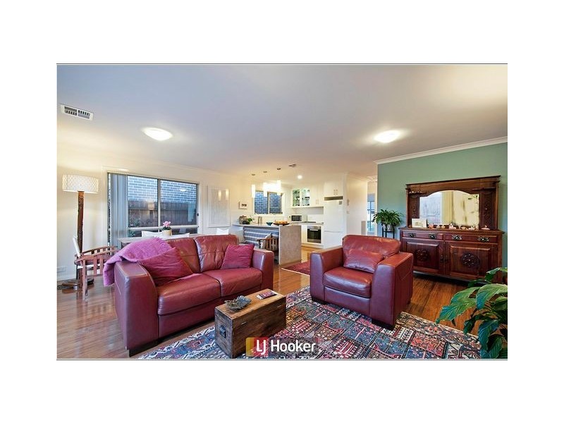 6 Marie Pitt Street, Franklin ACT 2913