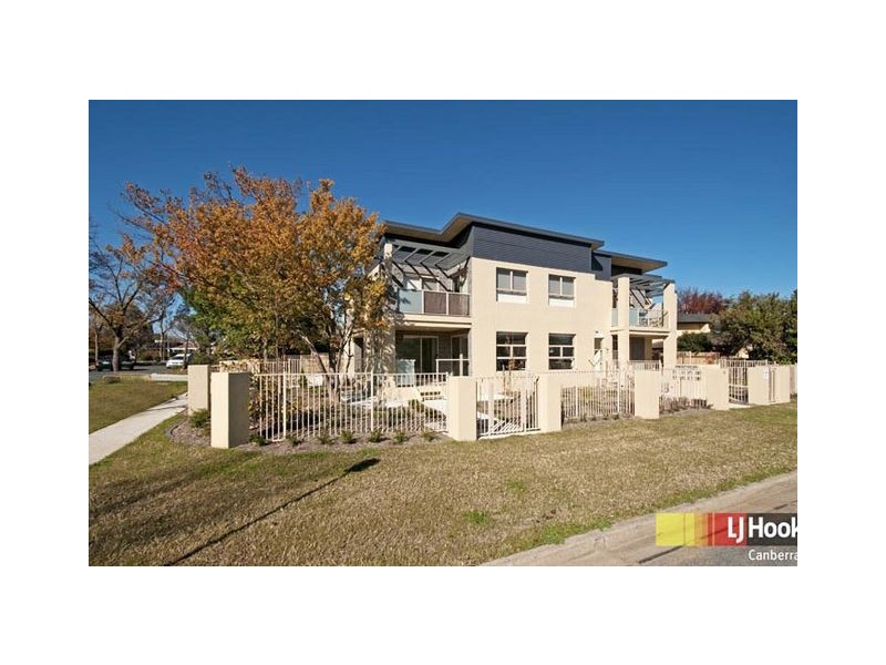 2/13 Burra Place, Braddon ACT 2612