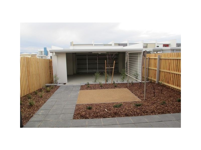 21 Galore Street, Crace ACT 2911