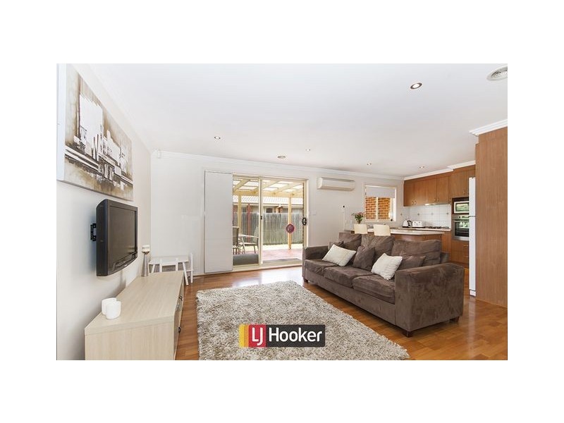 41 Sunshine Loop, Dunlop ACT 2615