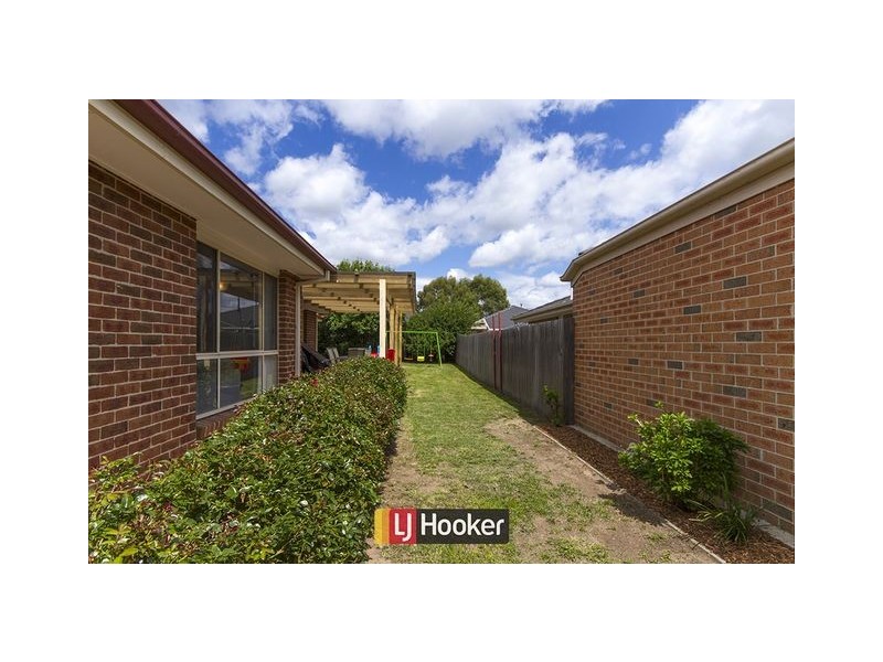 41 Sunshine Loop, Dunlop ACT 2615