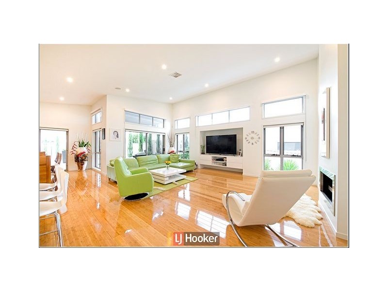 13 Langtree Crescent, Crace ACT 2911