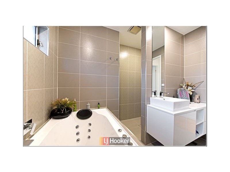 13 Langtree Crescent, Crace ACT 2911