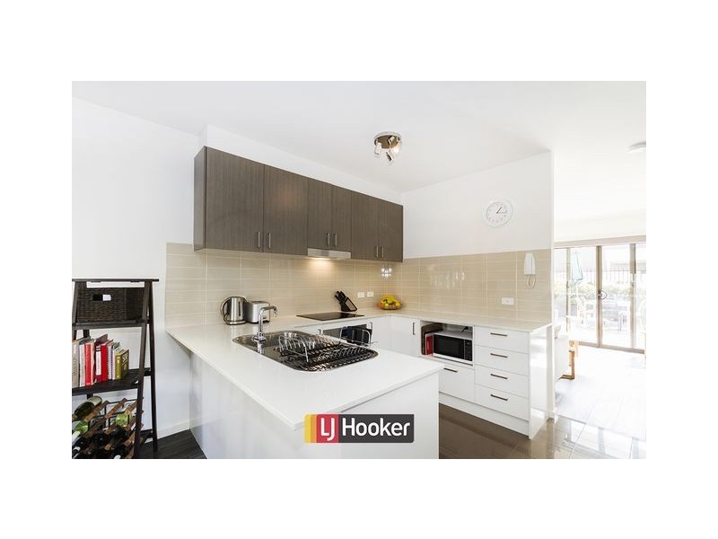 Unit 67/39 Jerrabomberra Avenue, Narrabundah ACT 2604