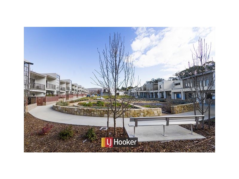 Unit 67/39 Jerrabomberra Avenue, Narrabundah ACT 2604