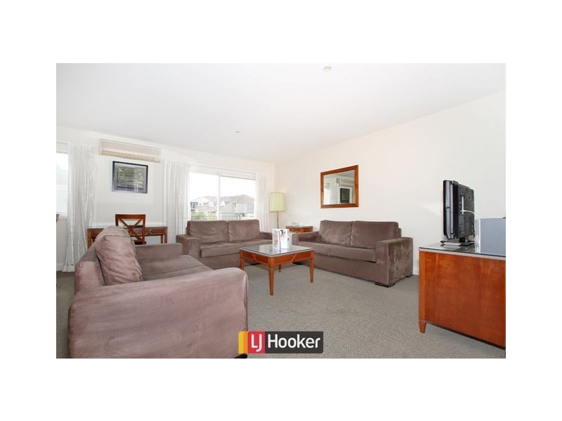 156/7 Empire Circuit, Forrest ACT 2603