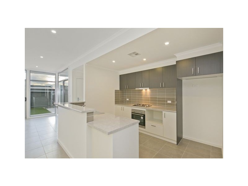 4/3 Adventure Street, Harrison ACT 2914