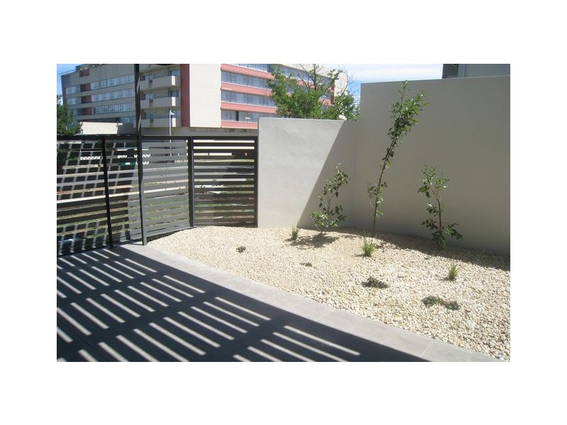 18/74-76 Henty Street, Braddon ACT 2612