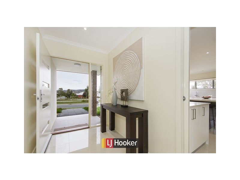 26 Pooley Street, Forde ACT 2914