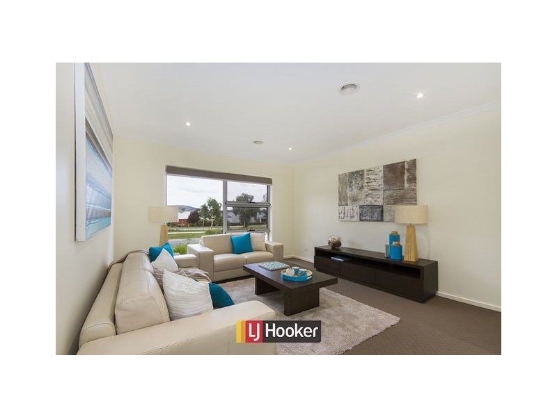 26 Pooley Street, Forde ACT 2914