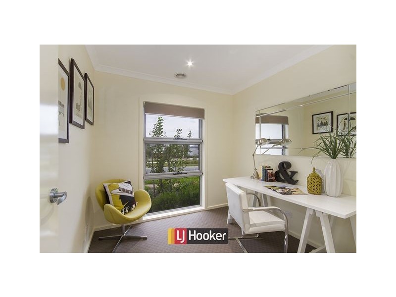 26 Pooley Street, Forde ACT 2914