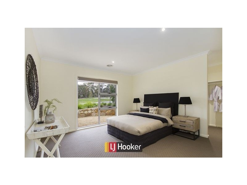 26 Pooley Street, Forde ACT 2914