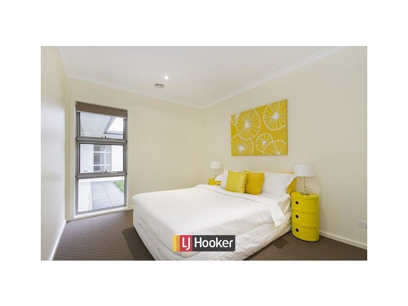 26 Pooley Street, Forde ACT 2914