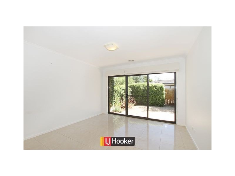 2/13 Coppin Place, Weetangera ACT 2614