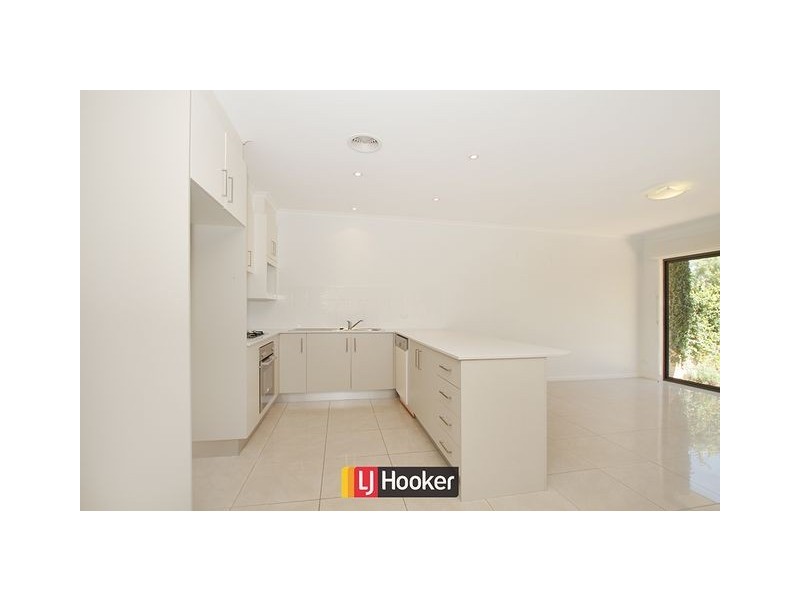 2/13 Coppin Place, Weetangera ACT 2614