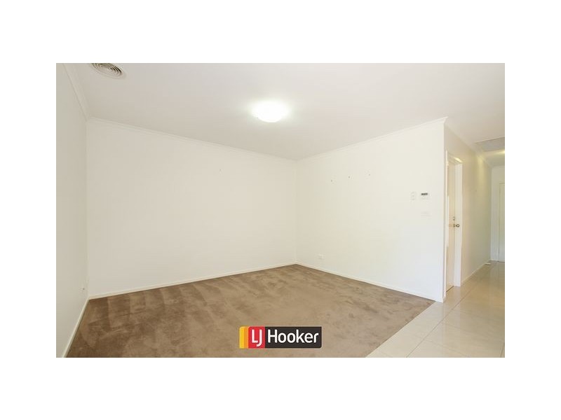 2/13 Coppin Place, Weetangera ACT 2614