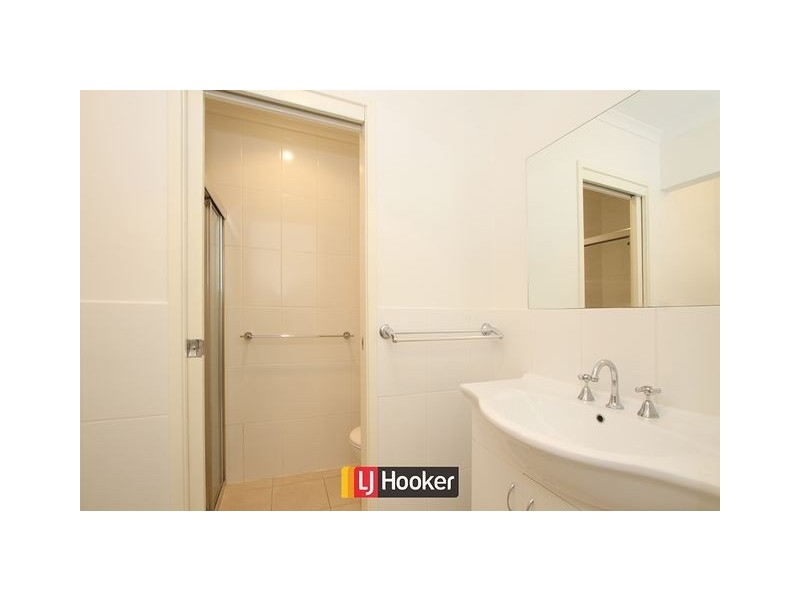 2/13 Coppin Place, Weetangera ACT 2614