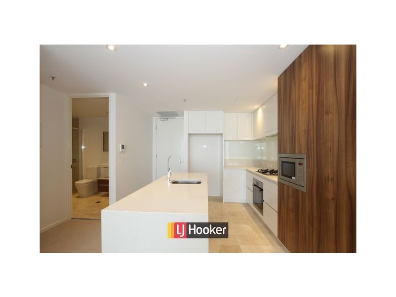 823/240 Bunda Street, City ACT 2601