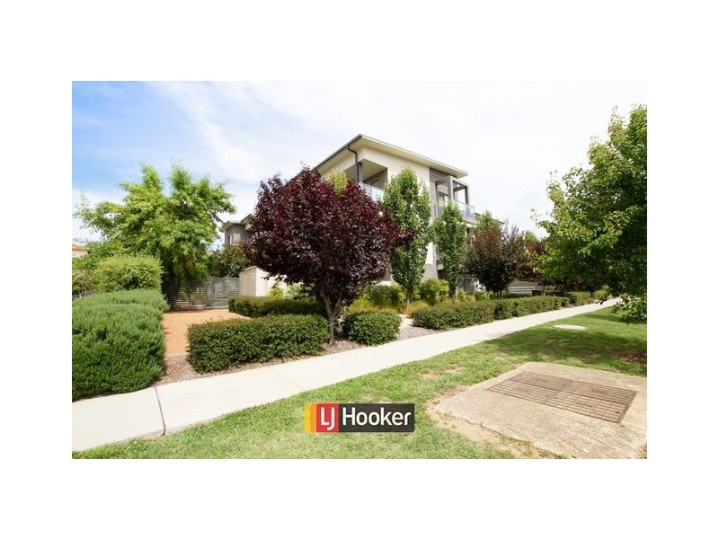 8/74 Henty Street, Braddon ACT 2612