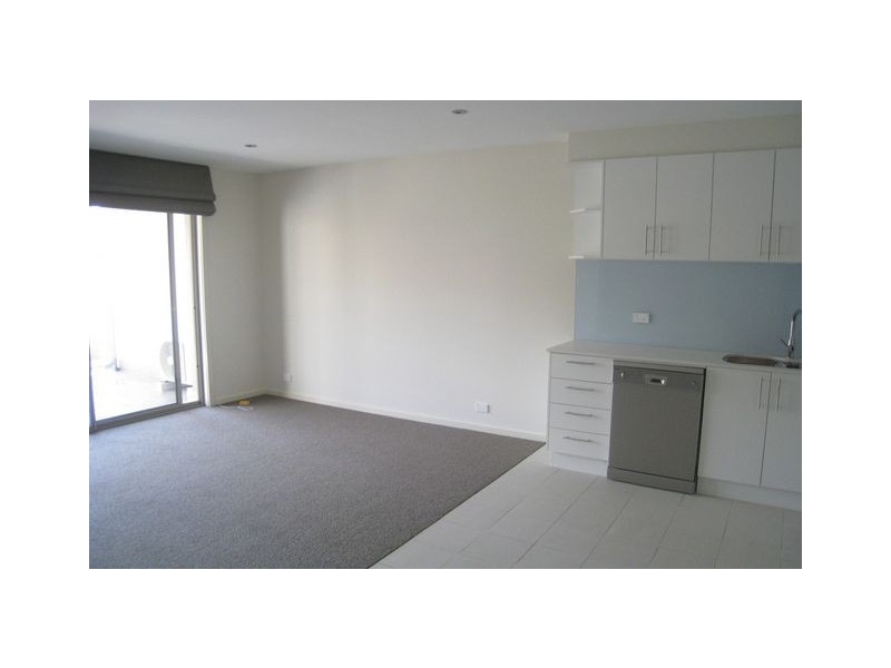 8/74 Henty Street, Braddon ACT 2612