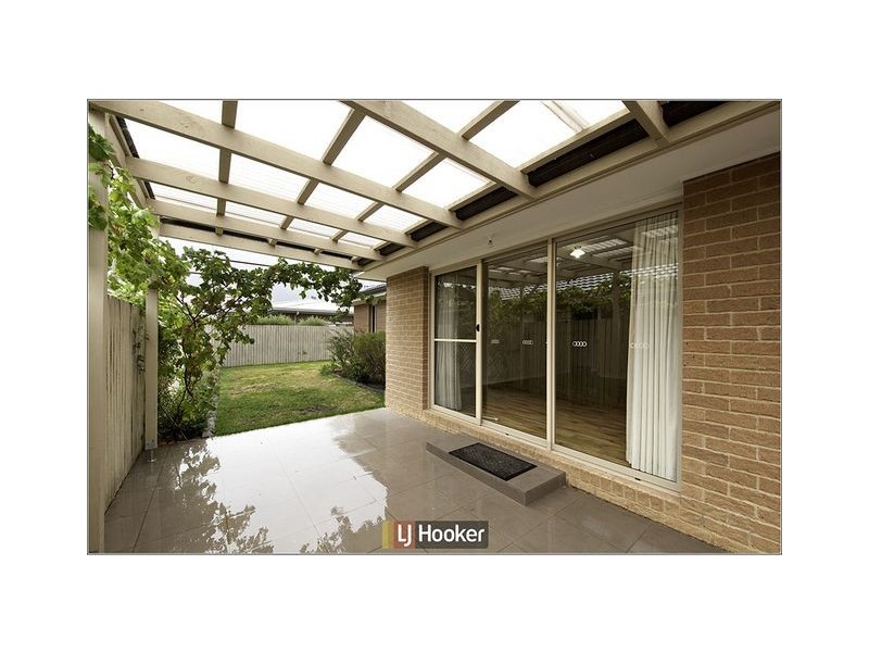 12 Joan Long Street, Franklin ACT 2913