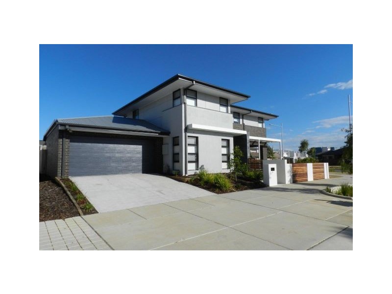 2 Errol Street, Crace ACT 2911