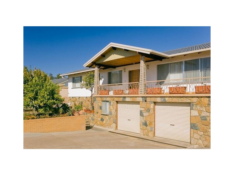 76 Shumack Street, Weetangera ACT 2614