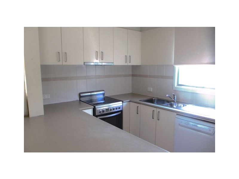 29 Kitchener Street, Hughes ACT 2605