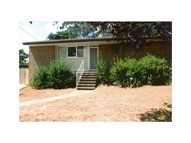 29 Kitchener Street, Hughes ACT 2605