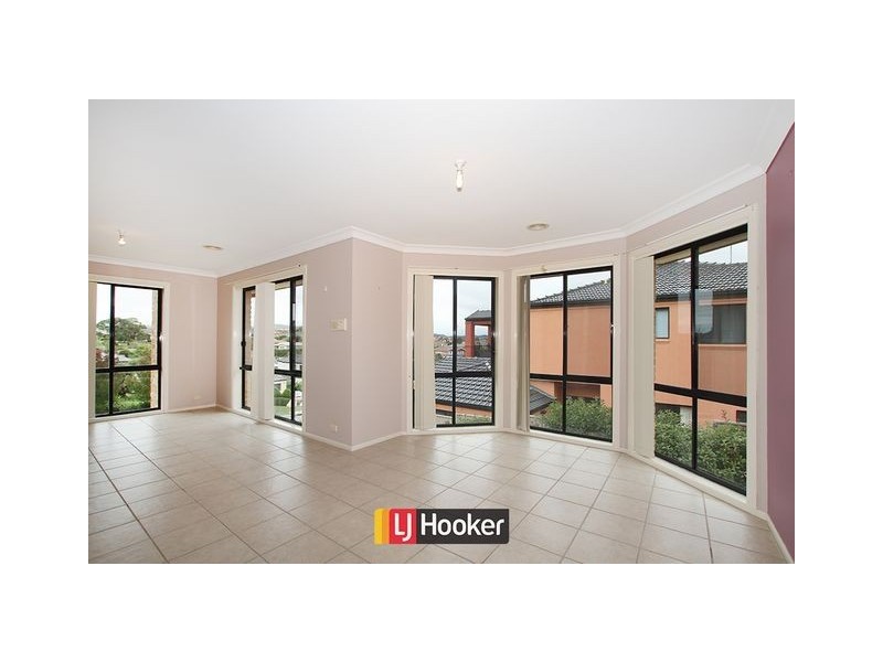2 Lindwall Place, Nicholls ACT 2913