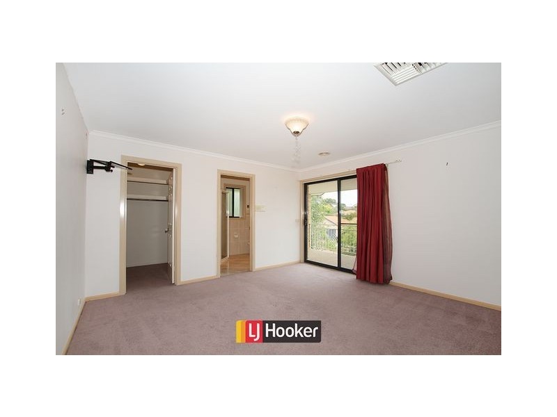 2 Lindwall Place, Nicholls ACT 2913