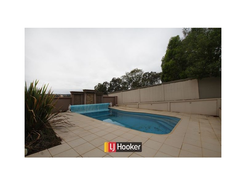 2 Lindwall Place, Nicholls ACT 2913