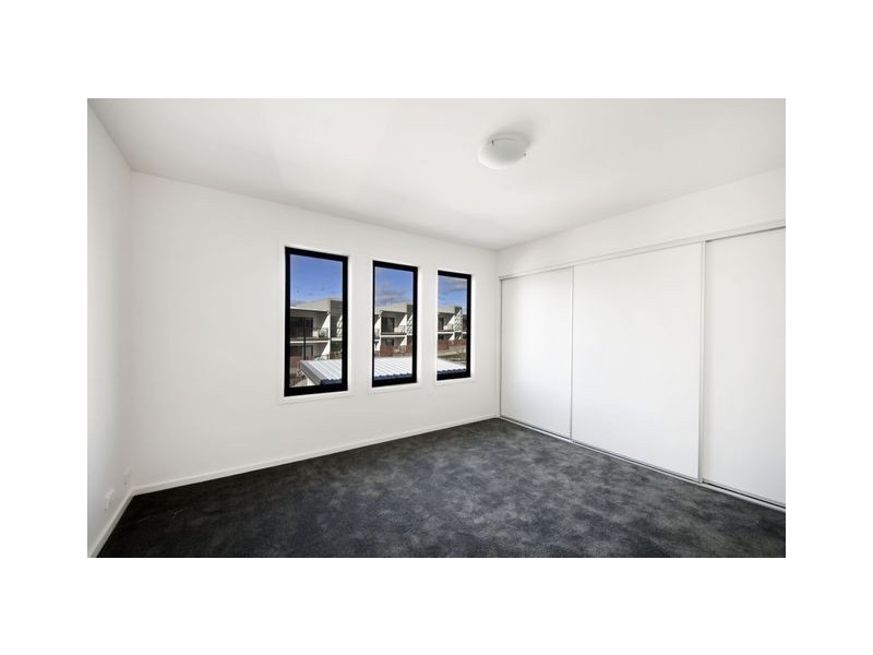 50/39 Jerrabomberra Avenue, Narrabundah ACT 2604