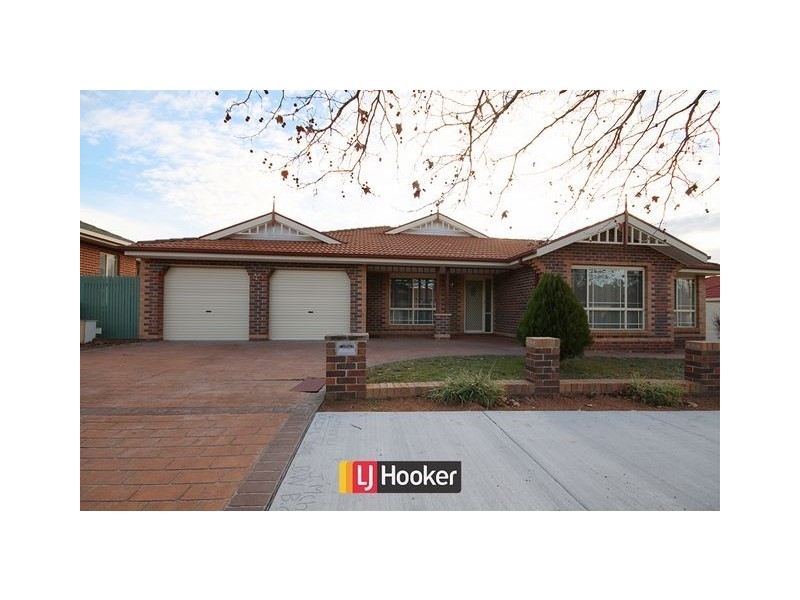 16 Paul Coe Crescent, Ngunnawal ACT 2913