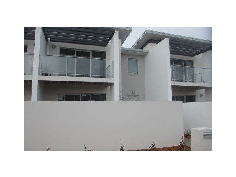 20 Sapling street, Harrison ACT 2914